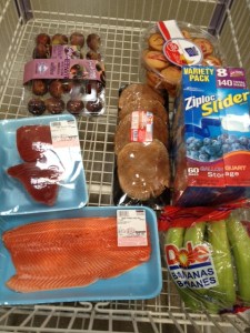 Smart shopping means buying items low in fat, salt and sugar. Know how to fill your shopping cart while avoiding this evil trio of additives.